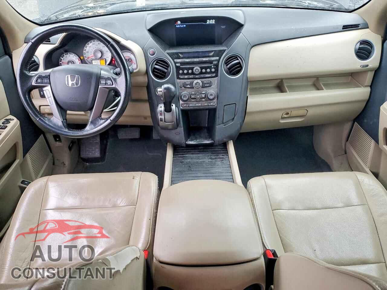 HONDA PILOT 2015 - 5FNYF4H55FB048399