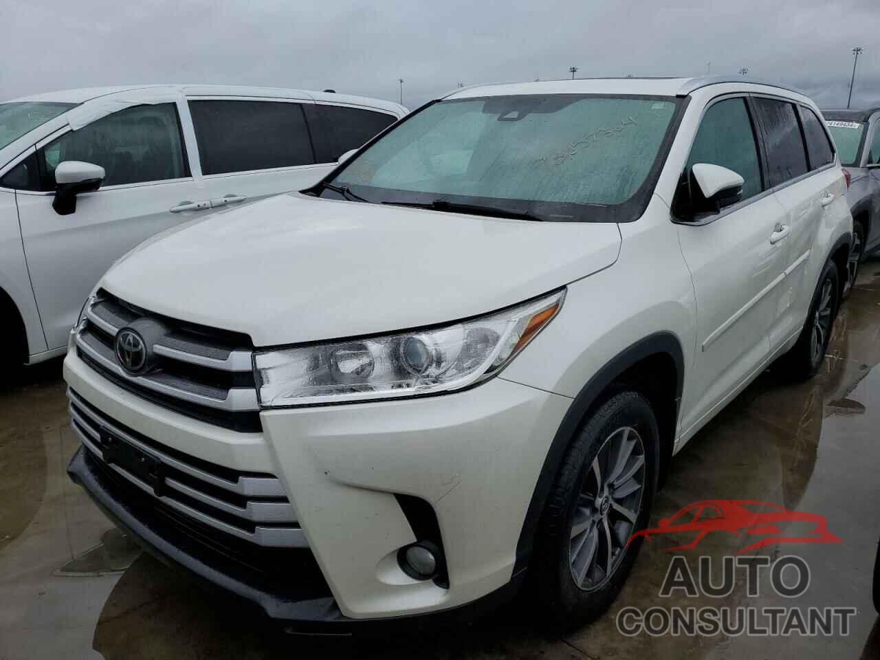 TOYOTA HIGHLANDER 2017 - 5TDJZRFH1HS515285