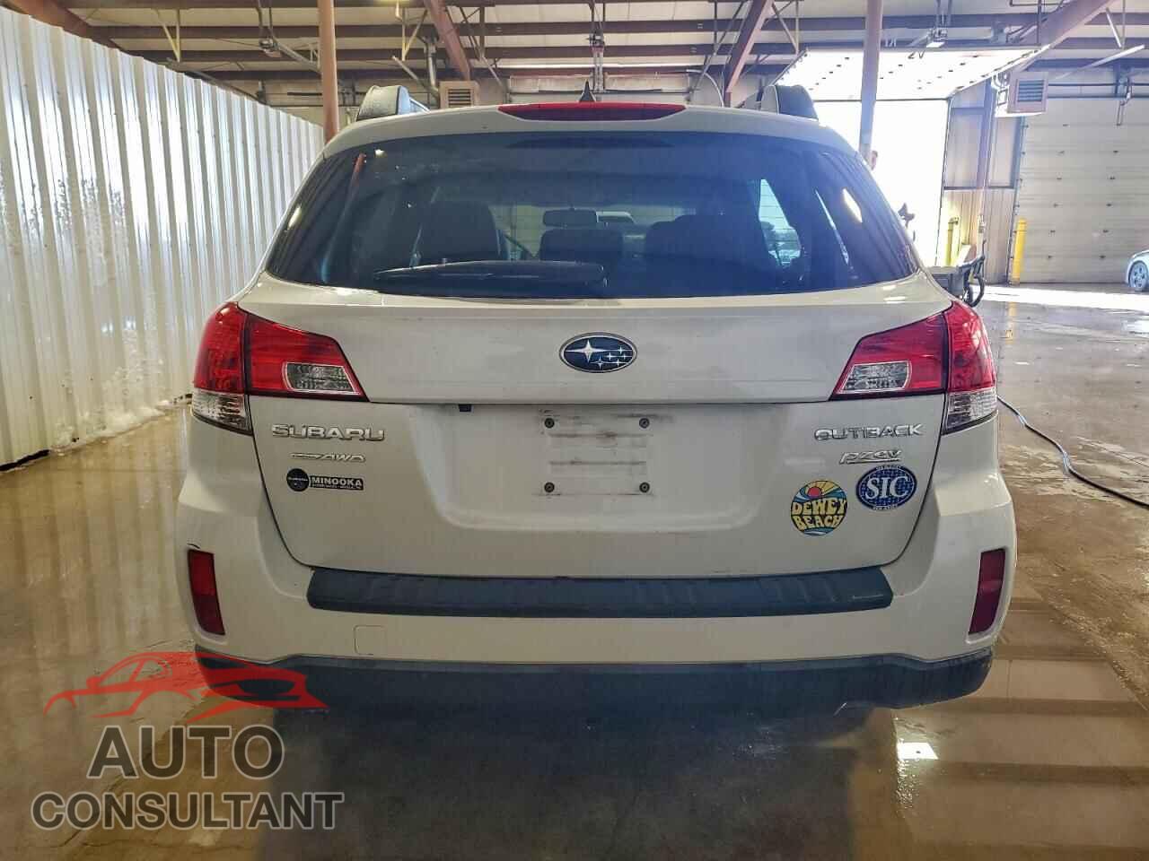 SUBARU OUTBACK 2014 - 4S4BRBDCXE3236428