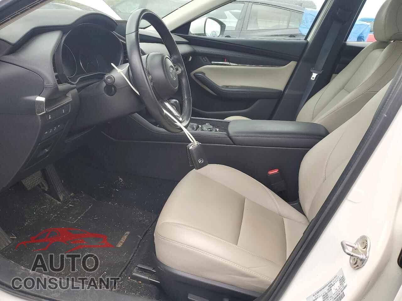 MAZDA 3 2023 - 3MZBPACM5PM385021