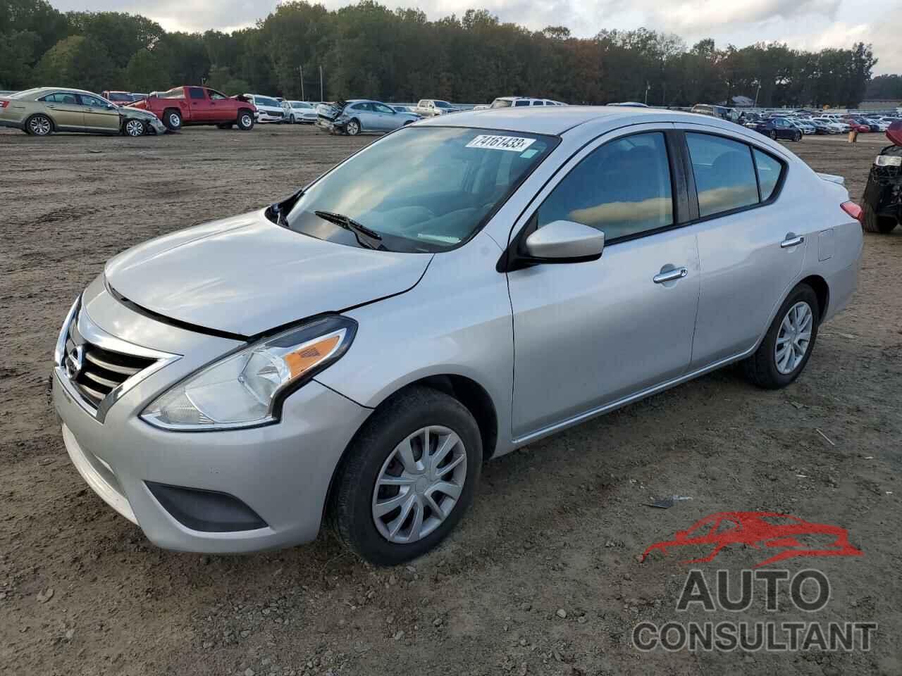 NISSAN VERSA 2018 - 3N1CN7AP7JL837774