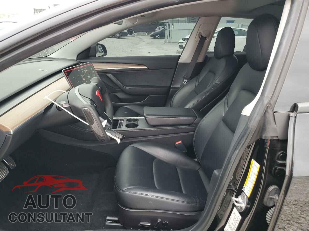 TESLA MODEL 3 2021 - 5YJ3E1EB1MF044157