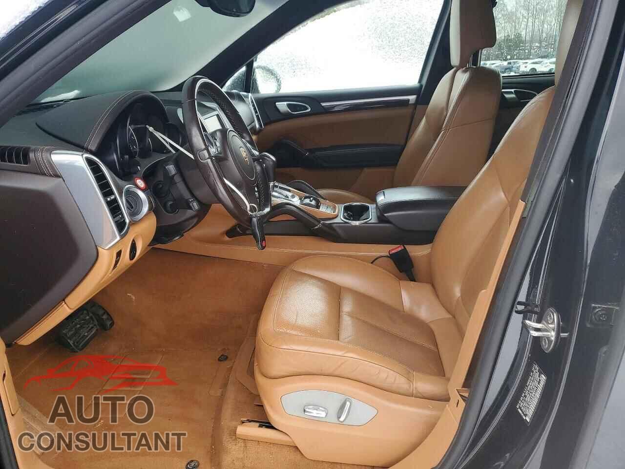 PORSCHE CAYENNE 2012 - WP1AA2A24CLA11114