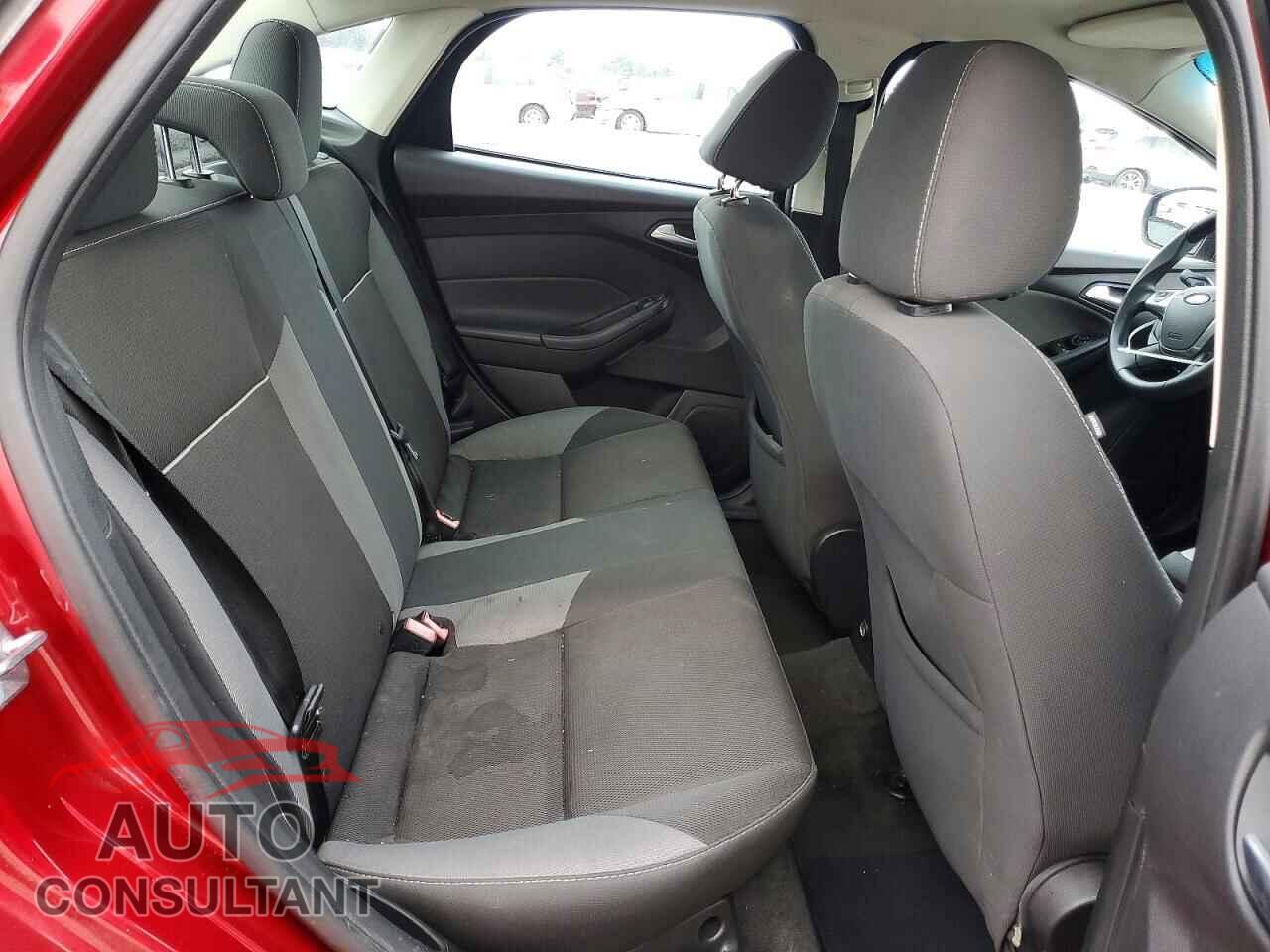 FORD FOCUS 2014 - 1FADP3F22EL296335