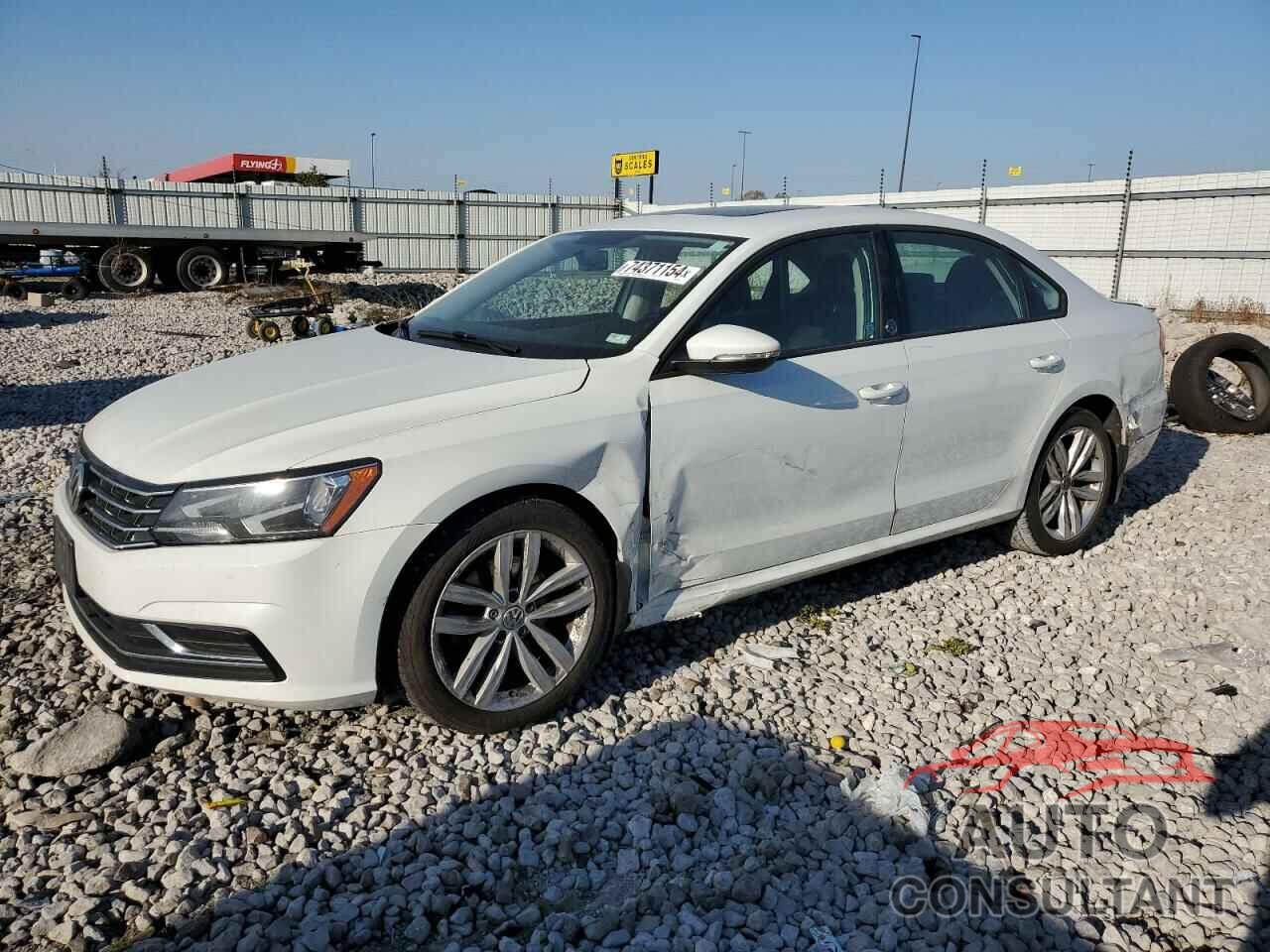 VOLKSWAGEN PASSAT 2019 - 1VWLA7A35KC012137
