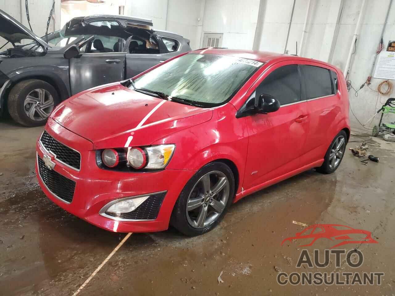 CHEVROLET SONIC 2016 - 1G1JH6SB6G4141939