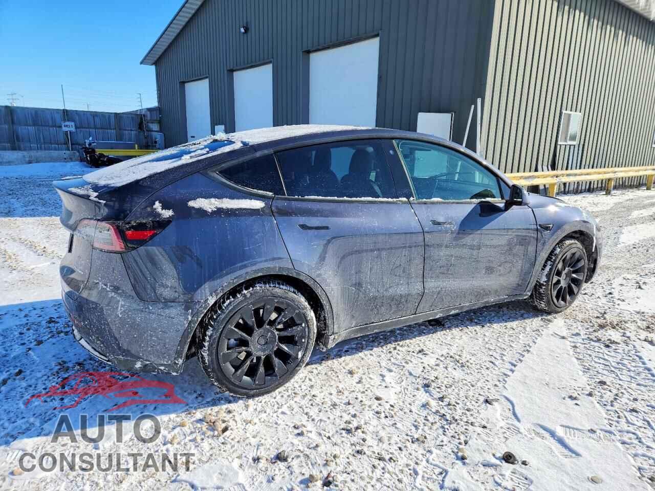 TESLA MODEL Y 2021 - 5YJYGDEEXMF210977