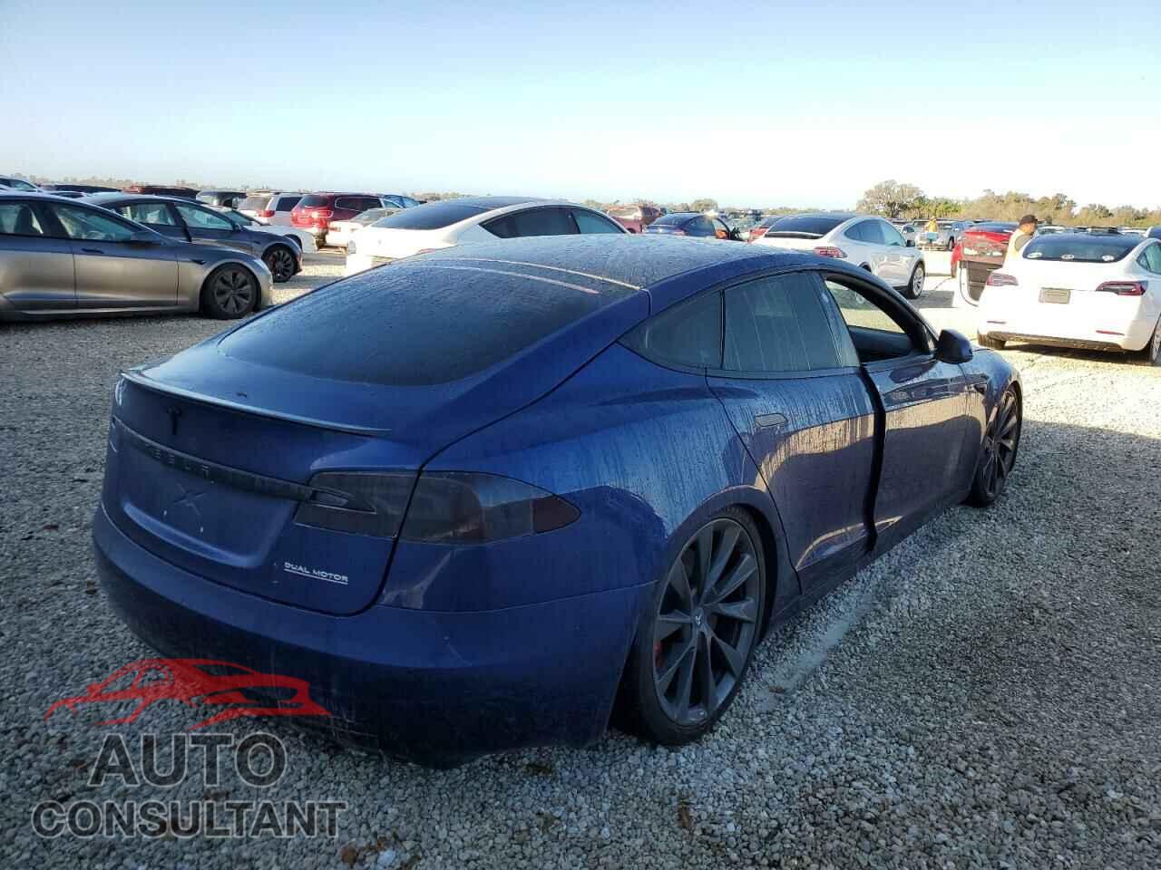 TESLA MODEL S 2020 - 5YJSA1E40LF389106