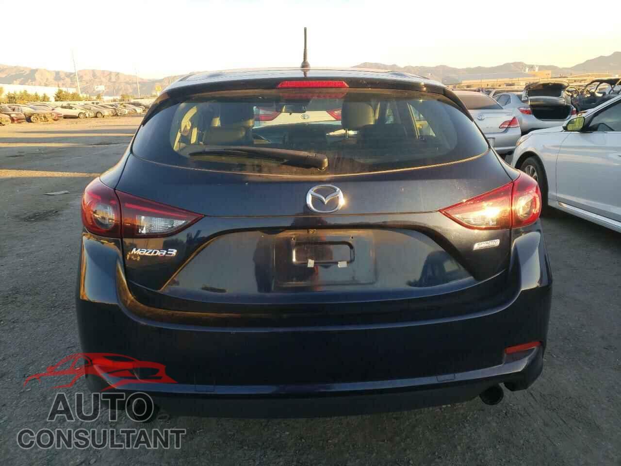 MAZDA 3 2017 - 3MZBN1L74HM148103