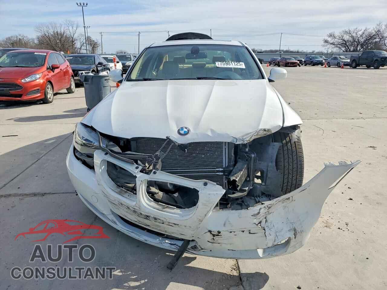 BMW 3 SERIES 2011 - WBAPH7C52BA802230