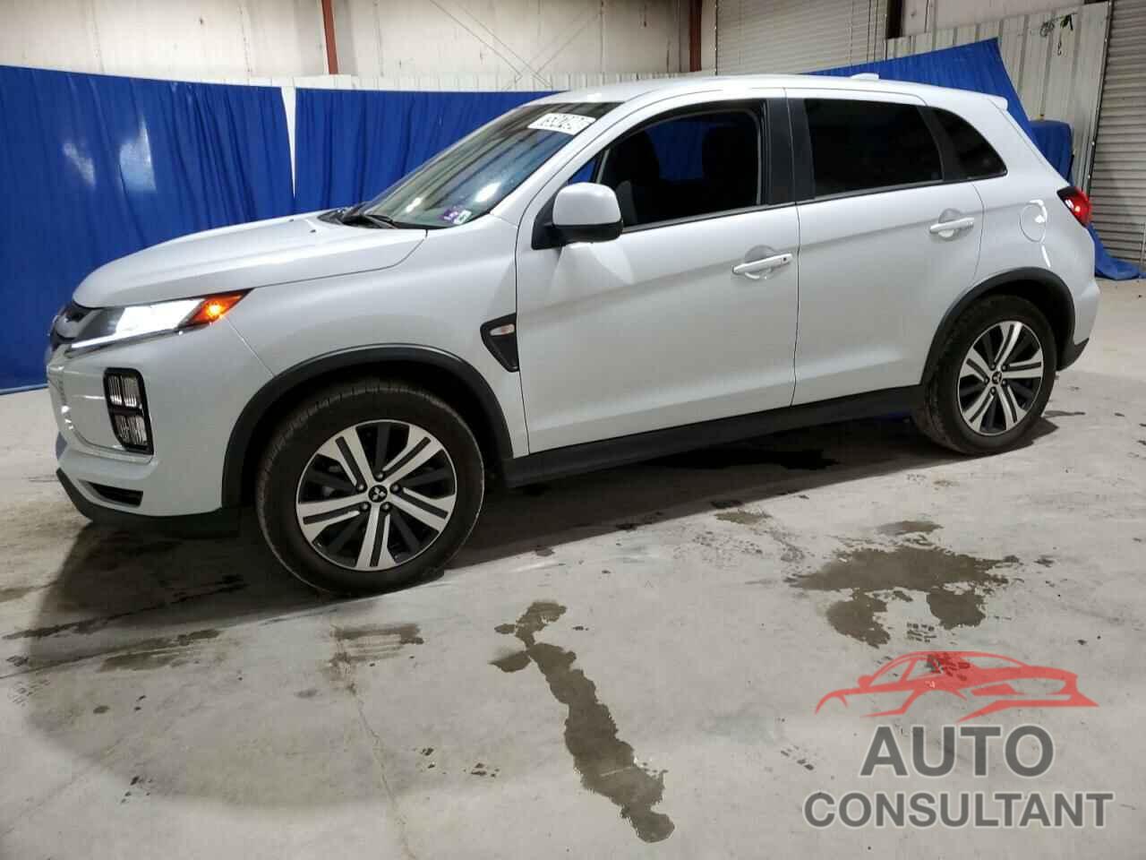 MITSUBISHI OUTLANDER 2023 - JA4ARUAU6PU006126