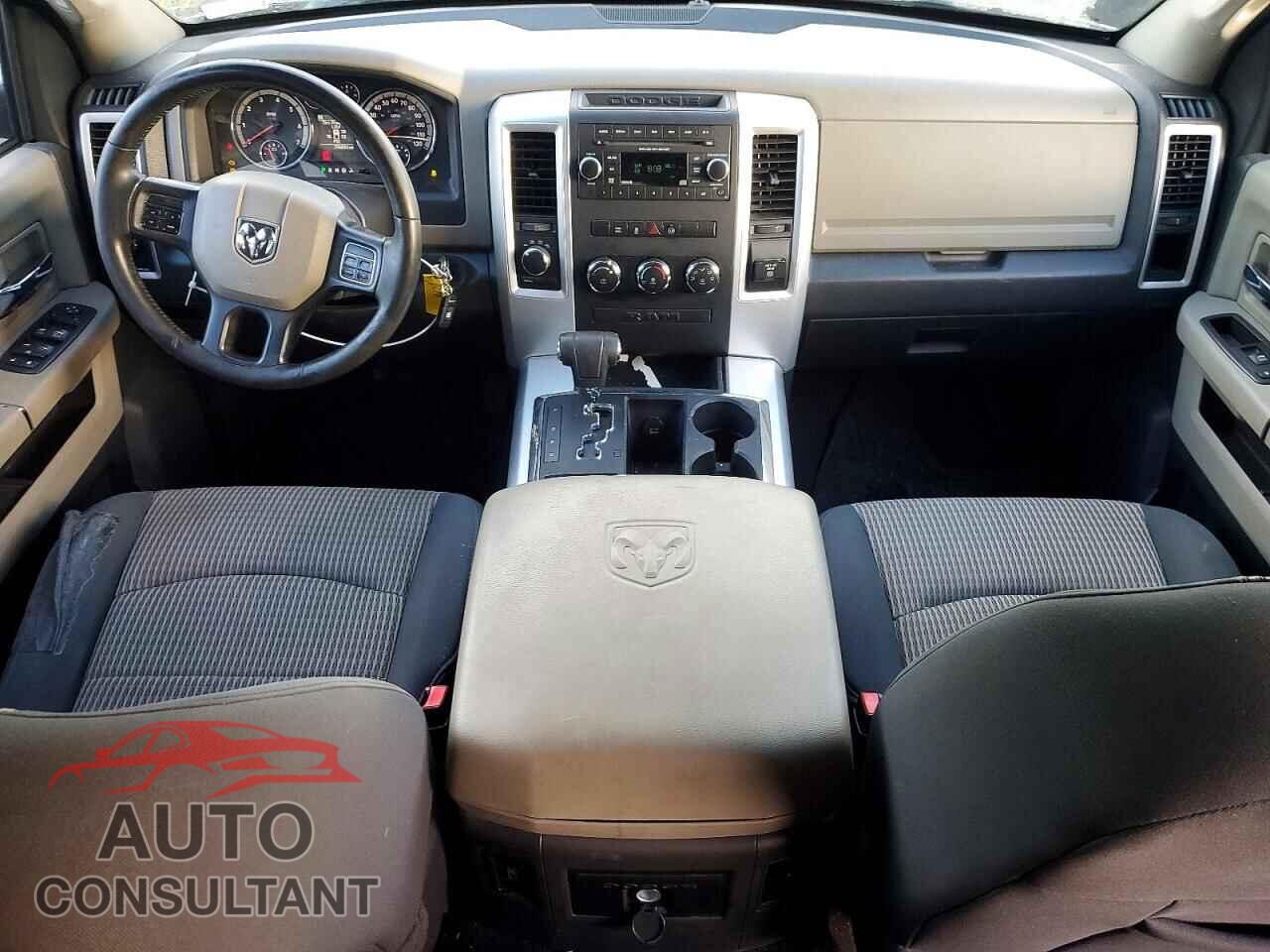 DODGE RAM 1500 2012 - 1C6RD7LT2CS117167