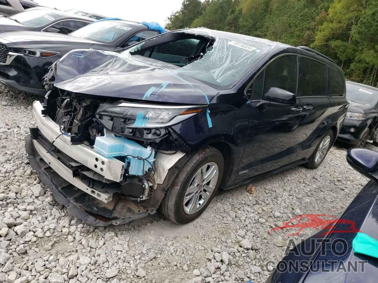 TOYOTA SIENNA 2021 - 5TDXSKFC3MS012992