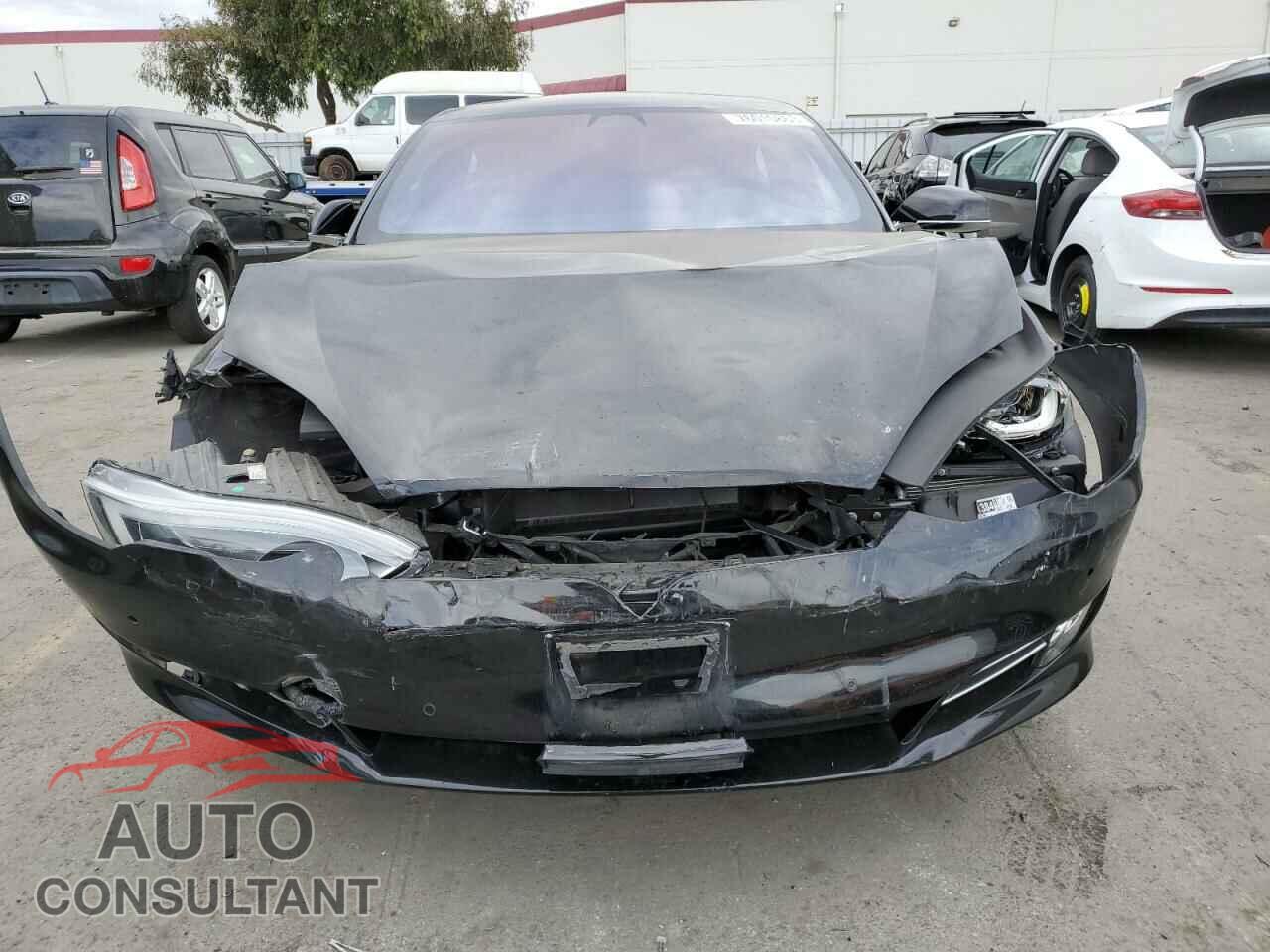 TESLA MODEL S 2017 - 5YJSA1E12HF228477