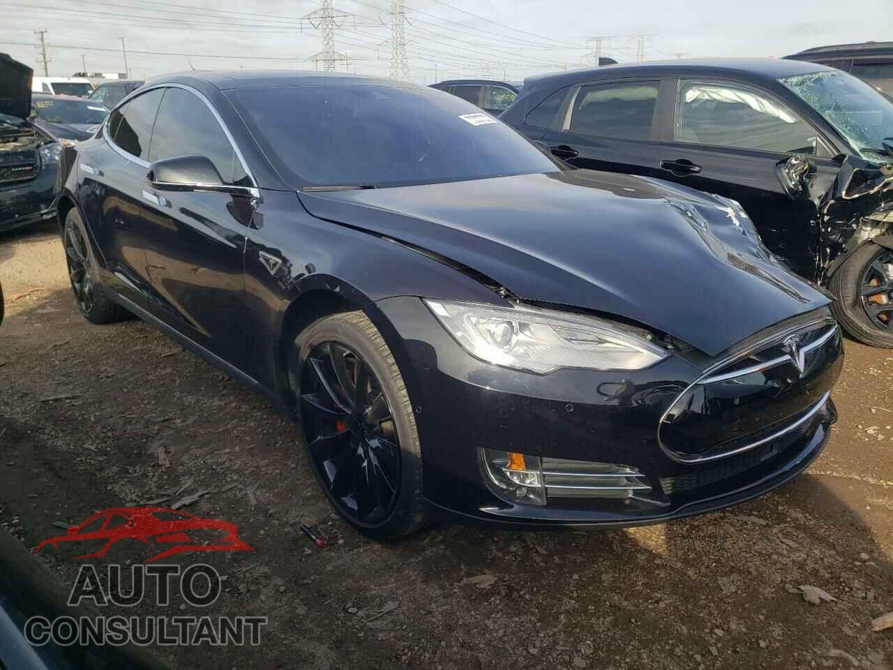 TESLA MODEL S 2015 - 5YJSA1E42FF116351