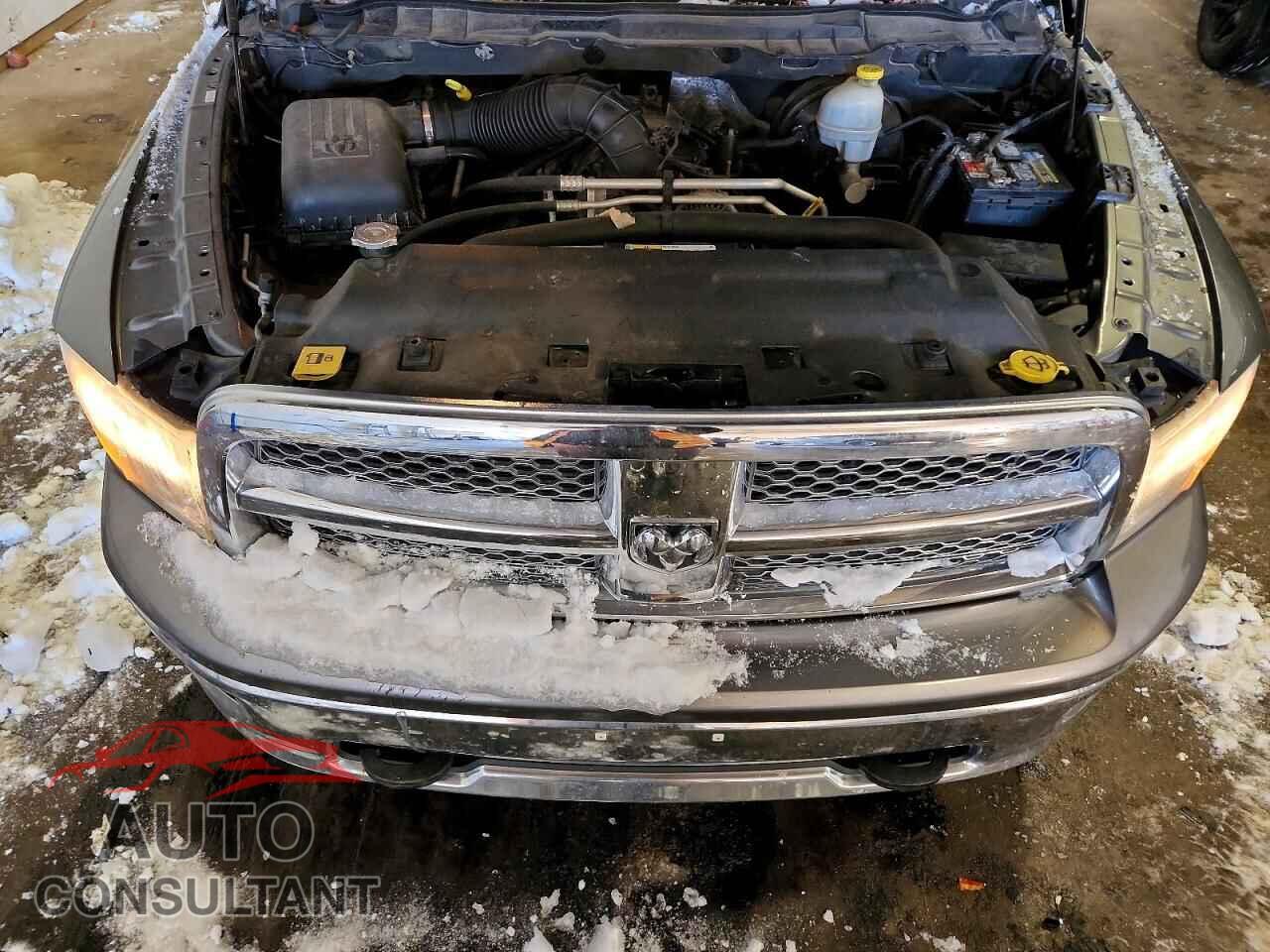 DODGE RAM 1500 2012 - 1C6RD7PT0CS277753