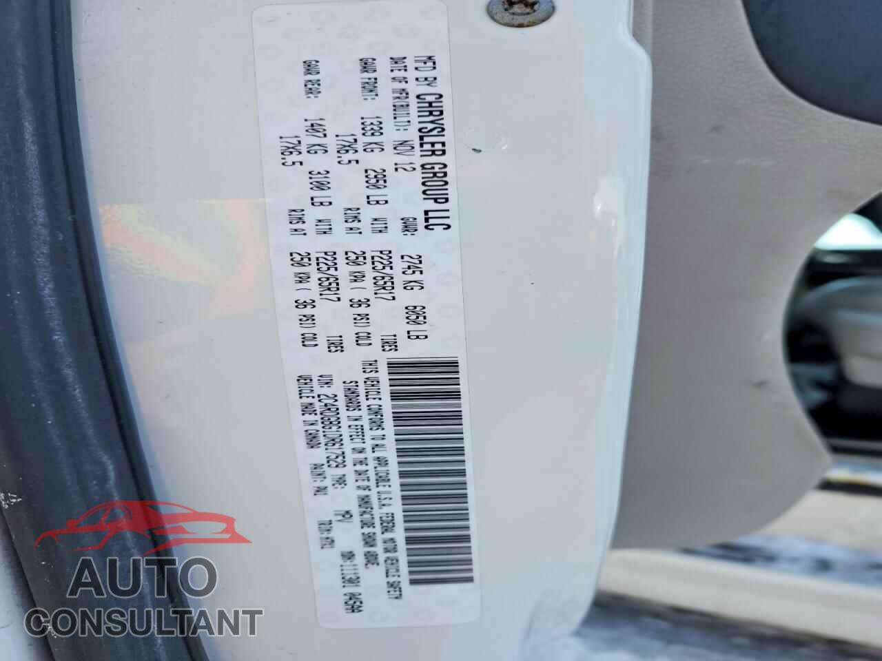 DODGE CARAVAN 2013 - 2C4RDGBG1DR617529