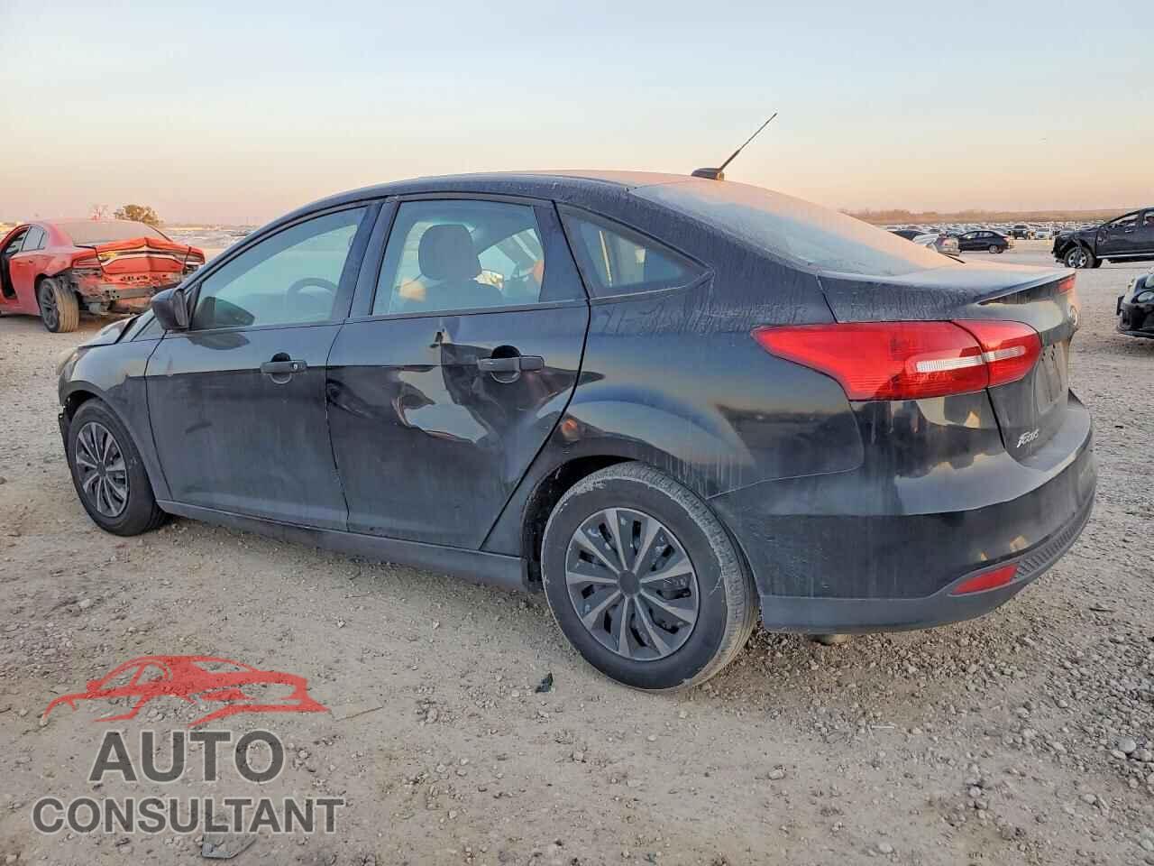 FORD FOCUS 2017 - 1FADP3E21HL244779