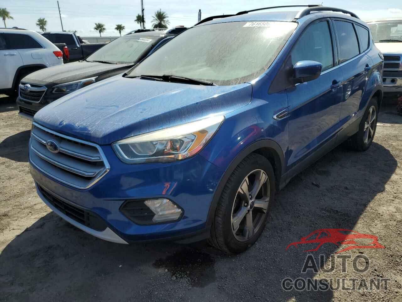 FORD ESCAPE 2017 - 1FMCU0GD2HUA19806