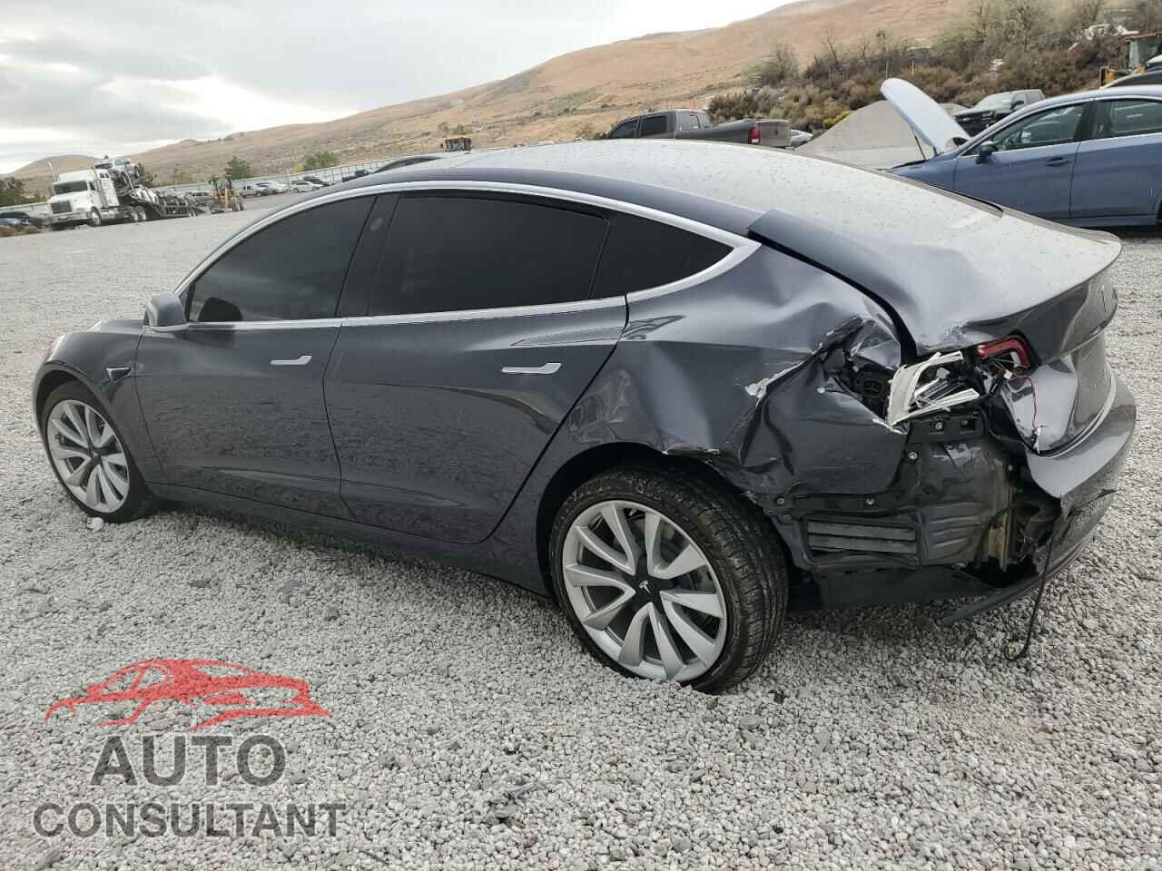 TESLA MODEL 3 2018 - 5YJ3E1EB3JF090987