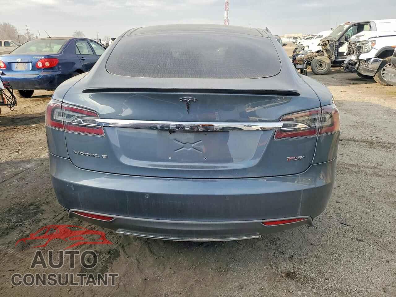 TESLA MODEL S 2013 - 5YJSA1DP8DFP27641