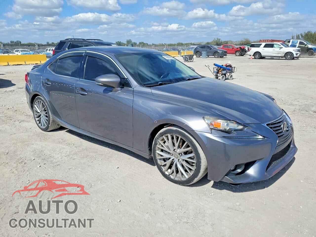 LEXUS IS 2016 - JTHBA1D2XG5010117