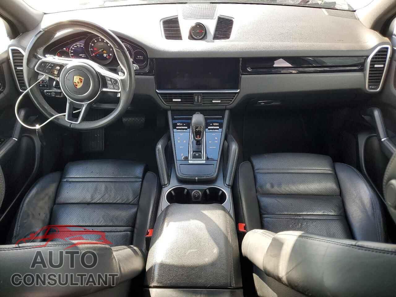 PORSCHE CAYENNE 2021 - WP1AA2AY5MDA05001