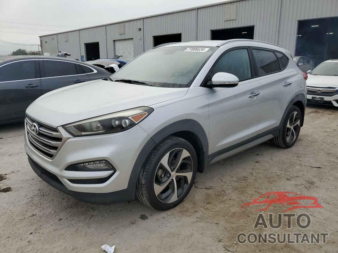 HYUNDAI TUCSON 2017 - KM8J33A28HU320504