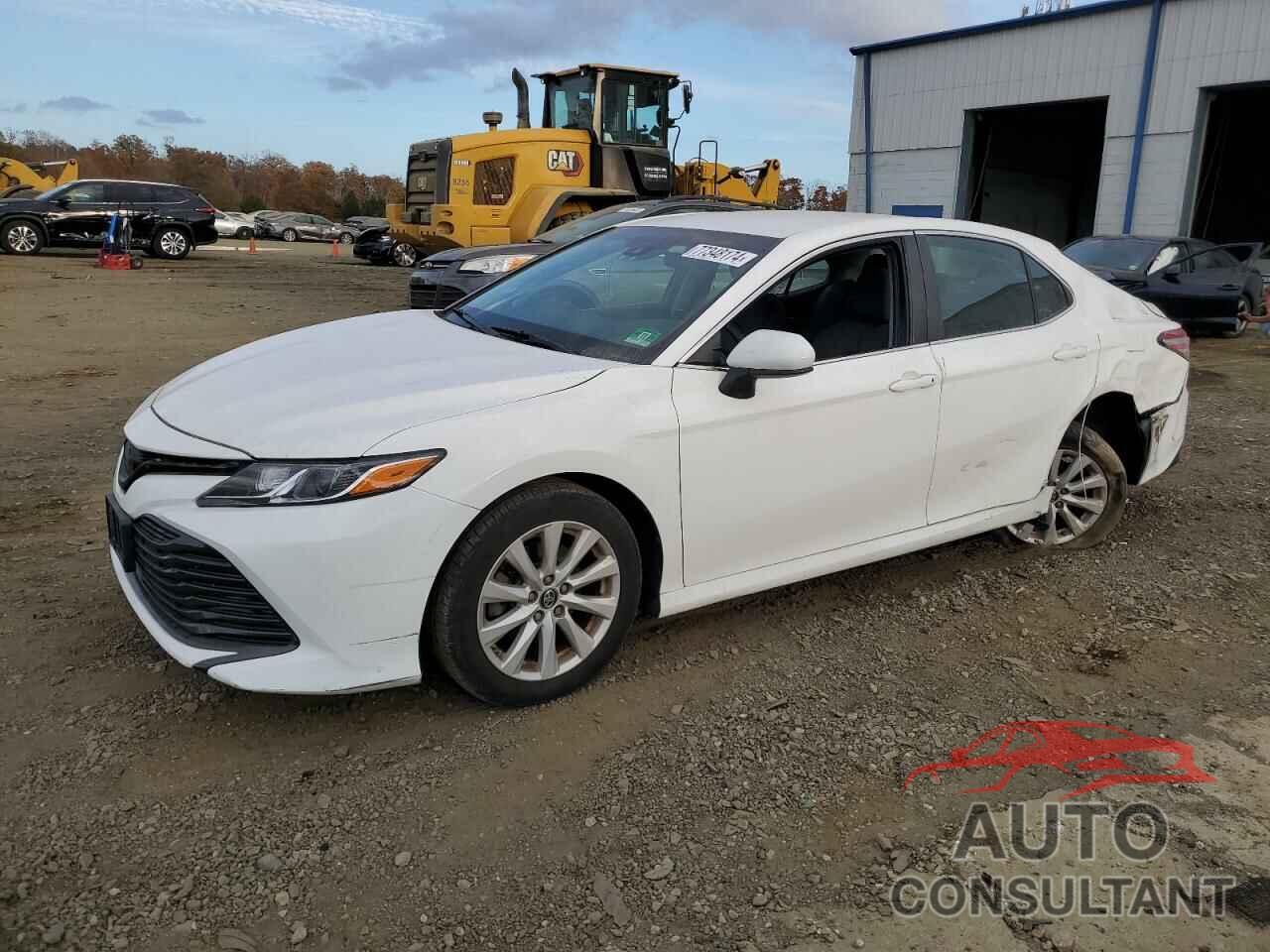 TOYOTA CAMRY 2018 - 4T1B11HK2JU673797