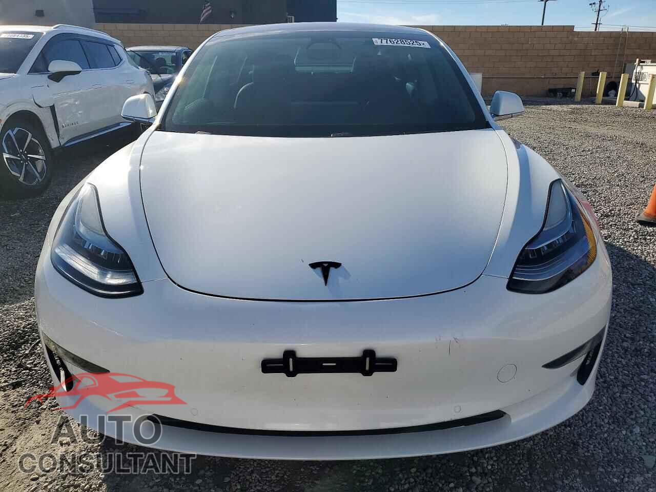 TESLA MODEL 3 2018 - 5YJ3E1EA3JF050948