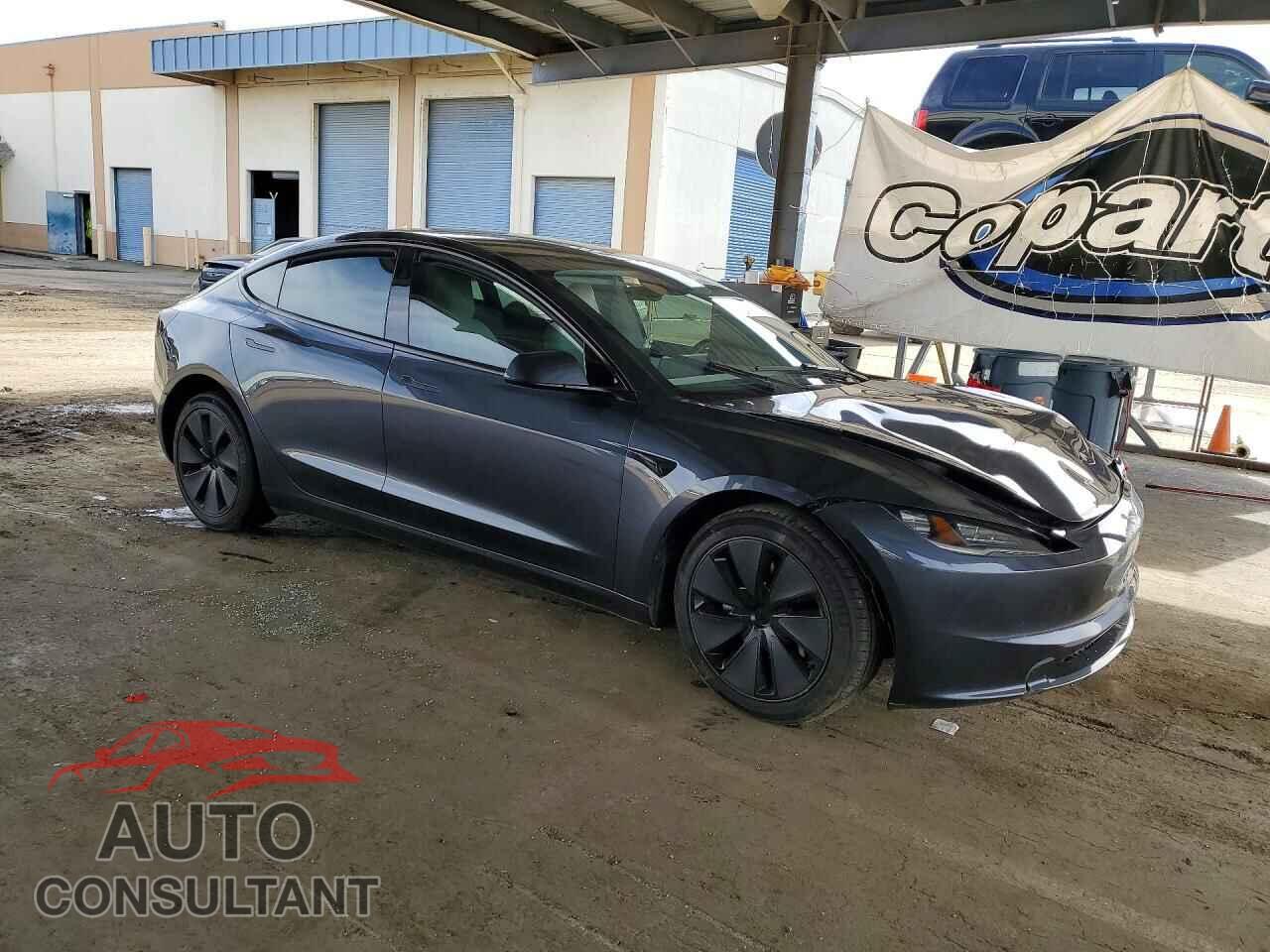TESLA MODEL 3 2024 - 5YJ3E1EA2RF801582