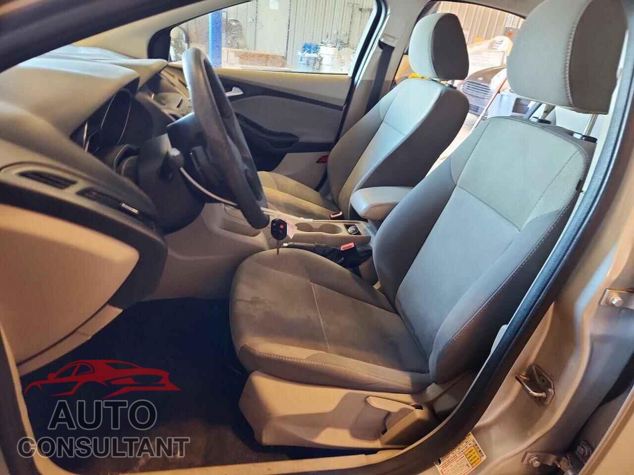 FORD FOCUS 2013 - 1FADP3F2XDL241825