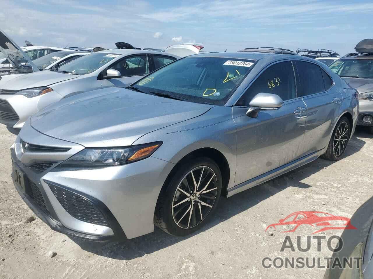 TOYOTA CAMRY 2024 - 4T1G11AK0RU880894