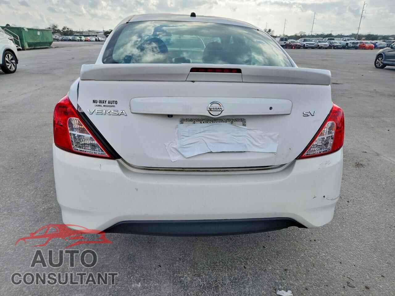 NISSAN VERSA 2019 - 3N1CN7AP3KL802537