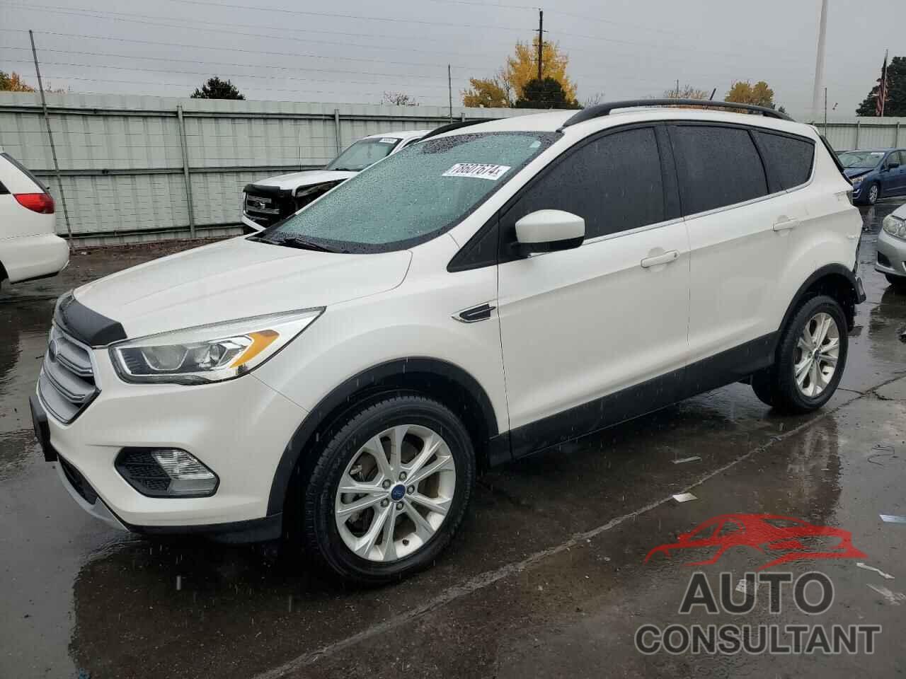 FORD ESCAPE 2018 - 1FMCU9HD2JUB25195