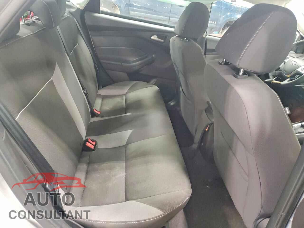 FORD FOCUS 2013 - 1FADP3F26DL260825