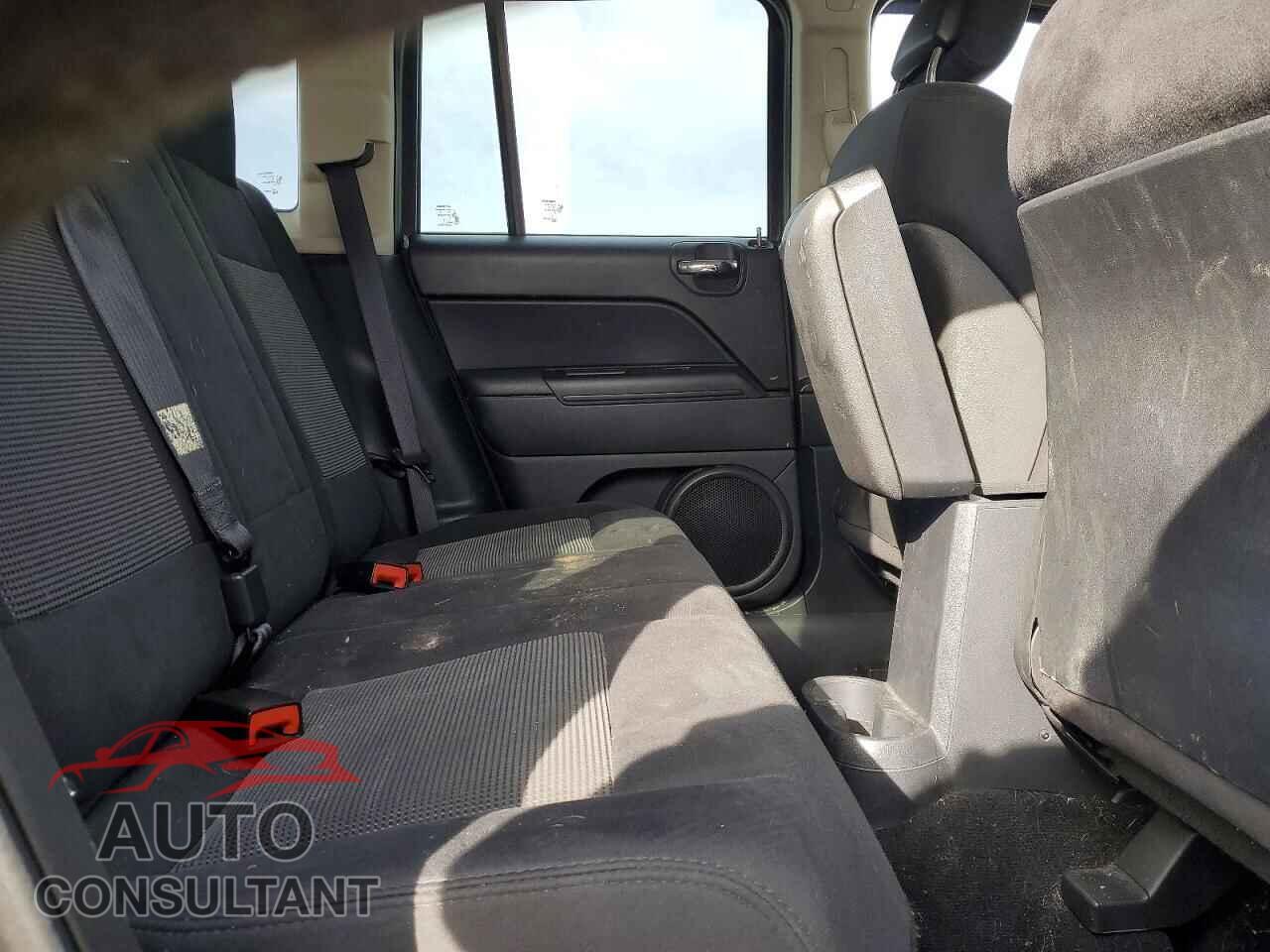 JEEP COMPASS 2011 - 1J4NF1FB3BD201593