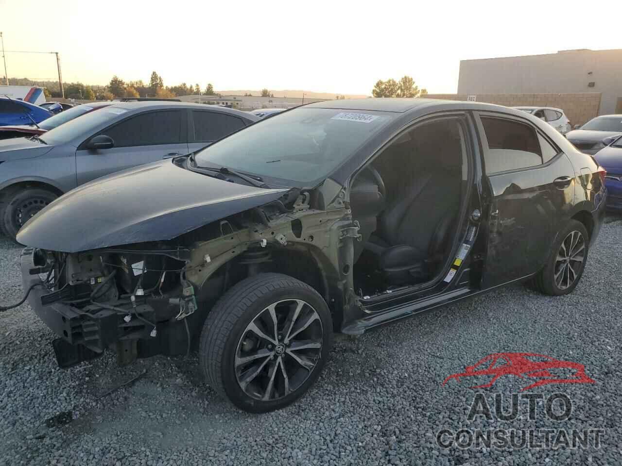TOYOTA COROLLA 2018 - 5YFBURHE9JP775647