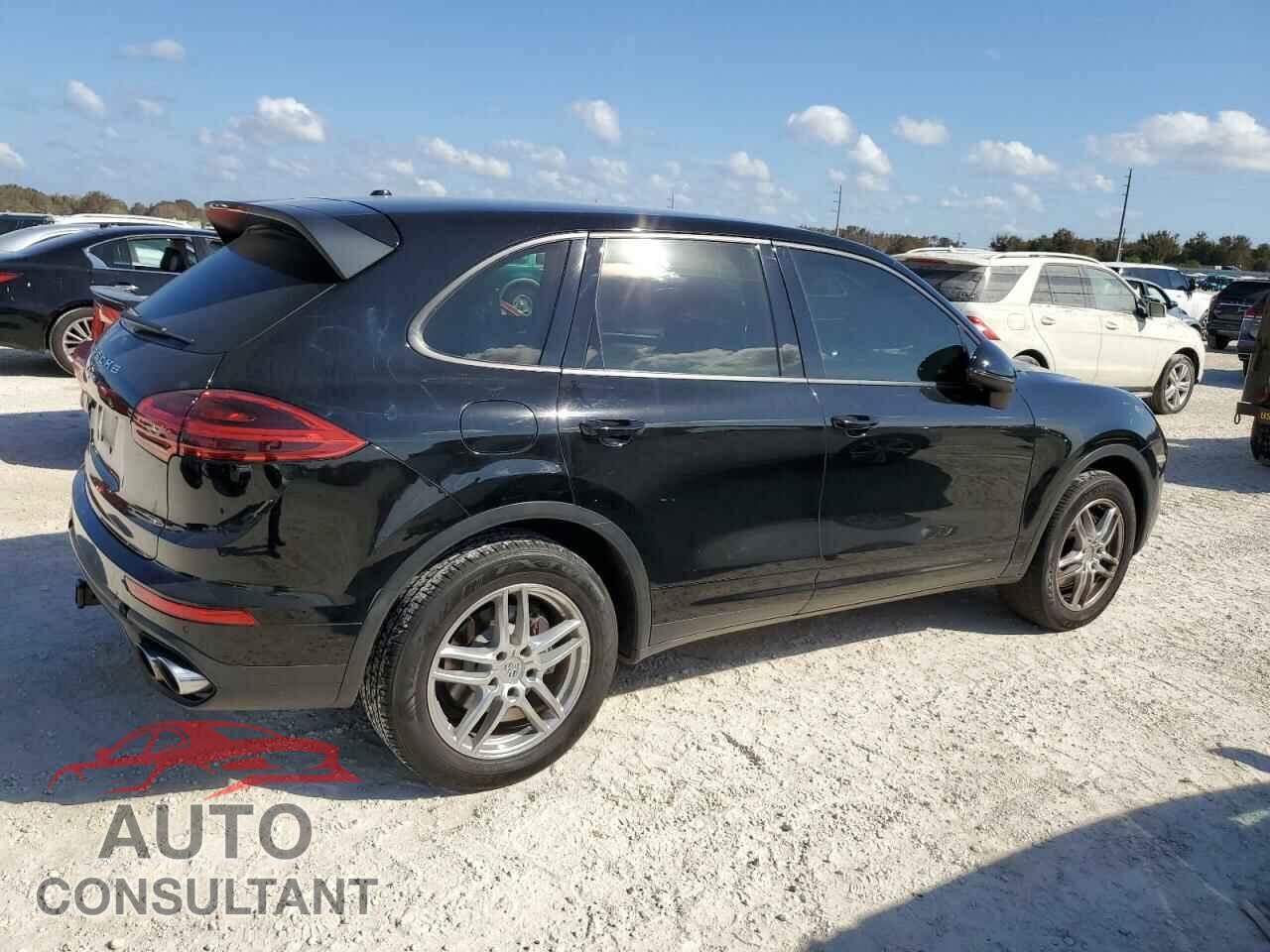 PORSCHE CAYENNE 2016 - WP1AA2A20GKA11235