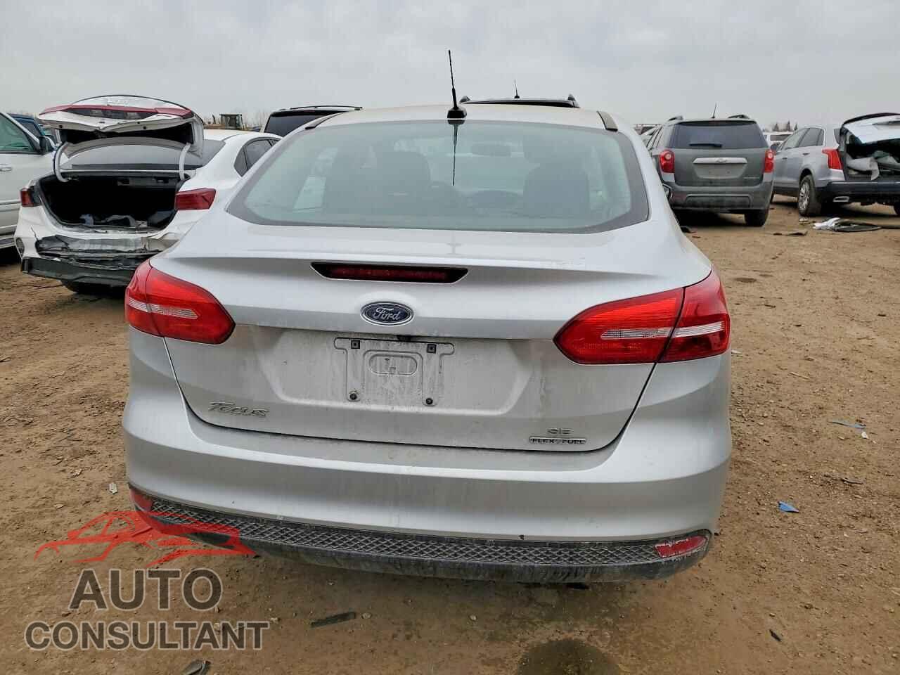 FORD FOCUS 2015 - 1FADP3F22FL228733