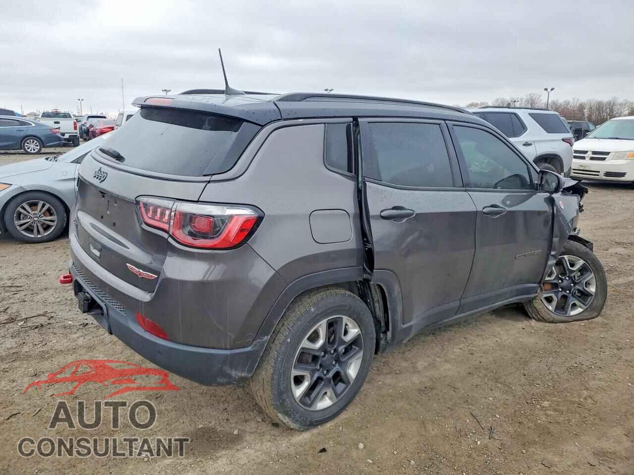 JEEP COMPASS 2018 - 3C4NJDDB5JT259612