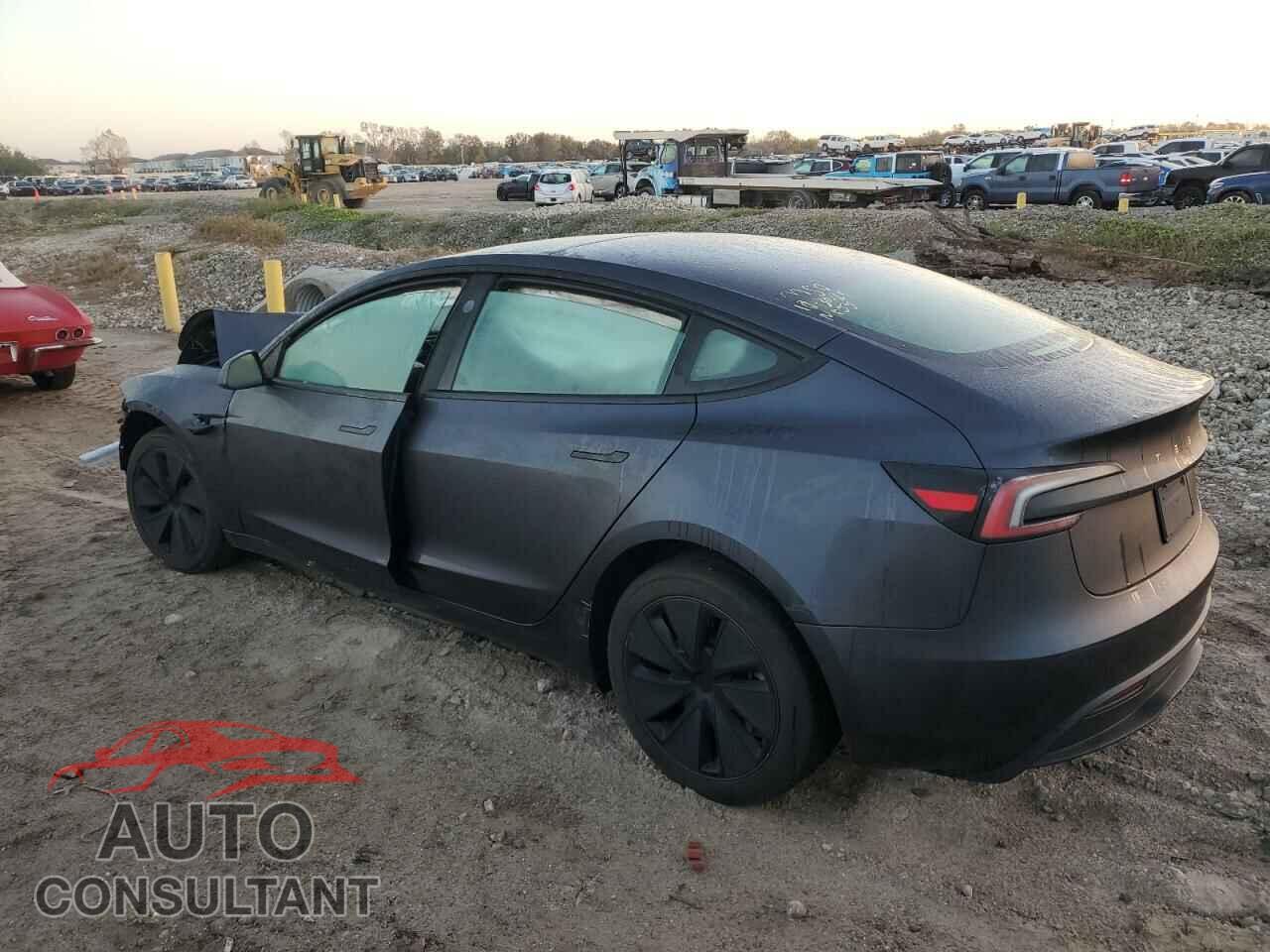 TESLA MODEL 3 2024 - 5YJ3E1EA3RF756099