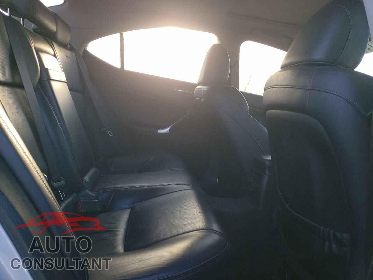 LEXUS IS 2010 - JTHCF5C2XA5040983