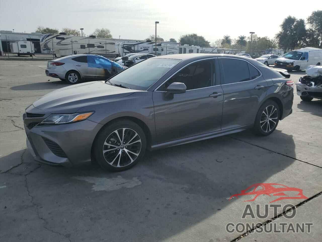 TOYOTA CAMRY 2020 - 4T1G11AK0LU942883