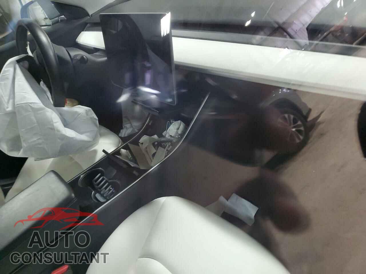 TESLA MODEL 3 2019 - 5YJ3E1EA5KF314964