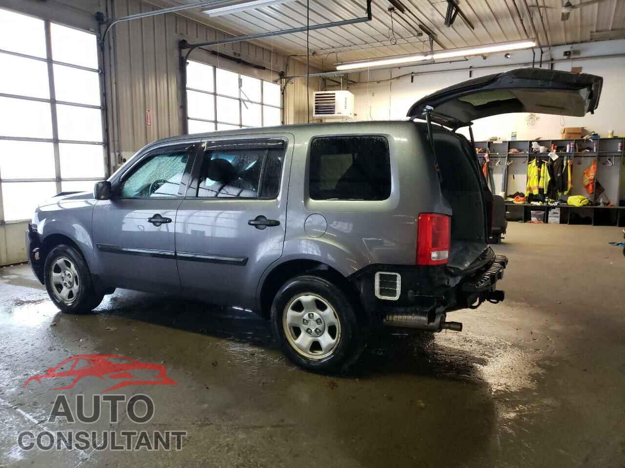HONDA PILOT 2015 - 5FNYF4H21FB036742