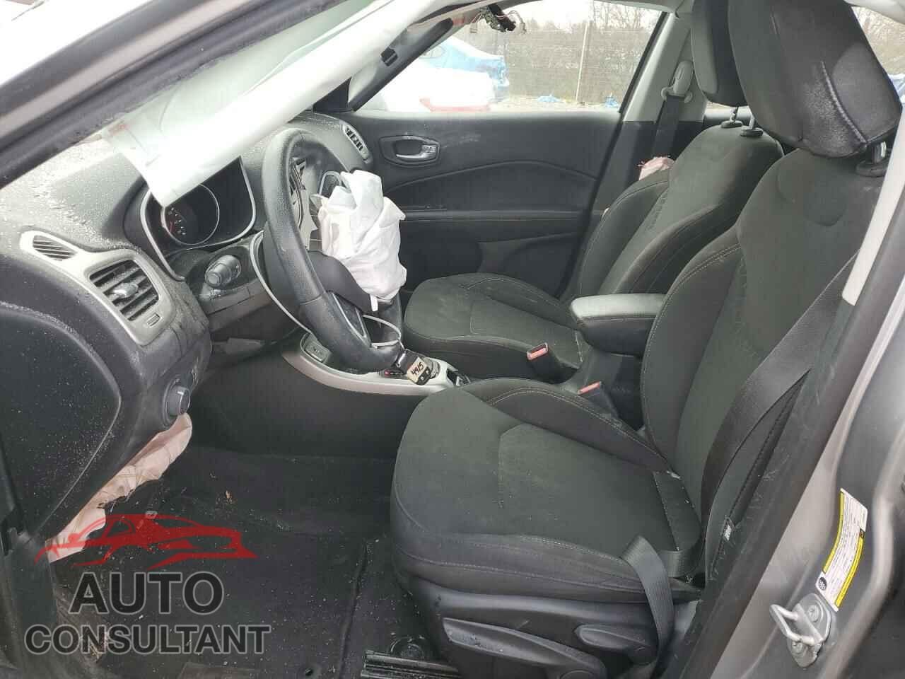 JEEP COMPASS 2018 - 3C4NJCAB9JT204871