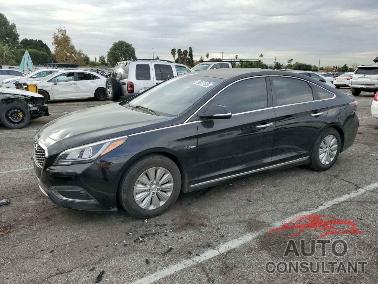 HYUNDAI SONATA 2017 - KMHE24L18HA043451