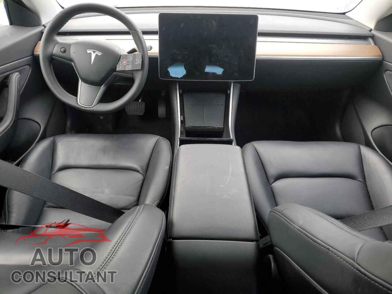 TESLA MODEL 3 2020 - 5YJ3E1EA2LF611532