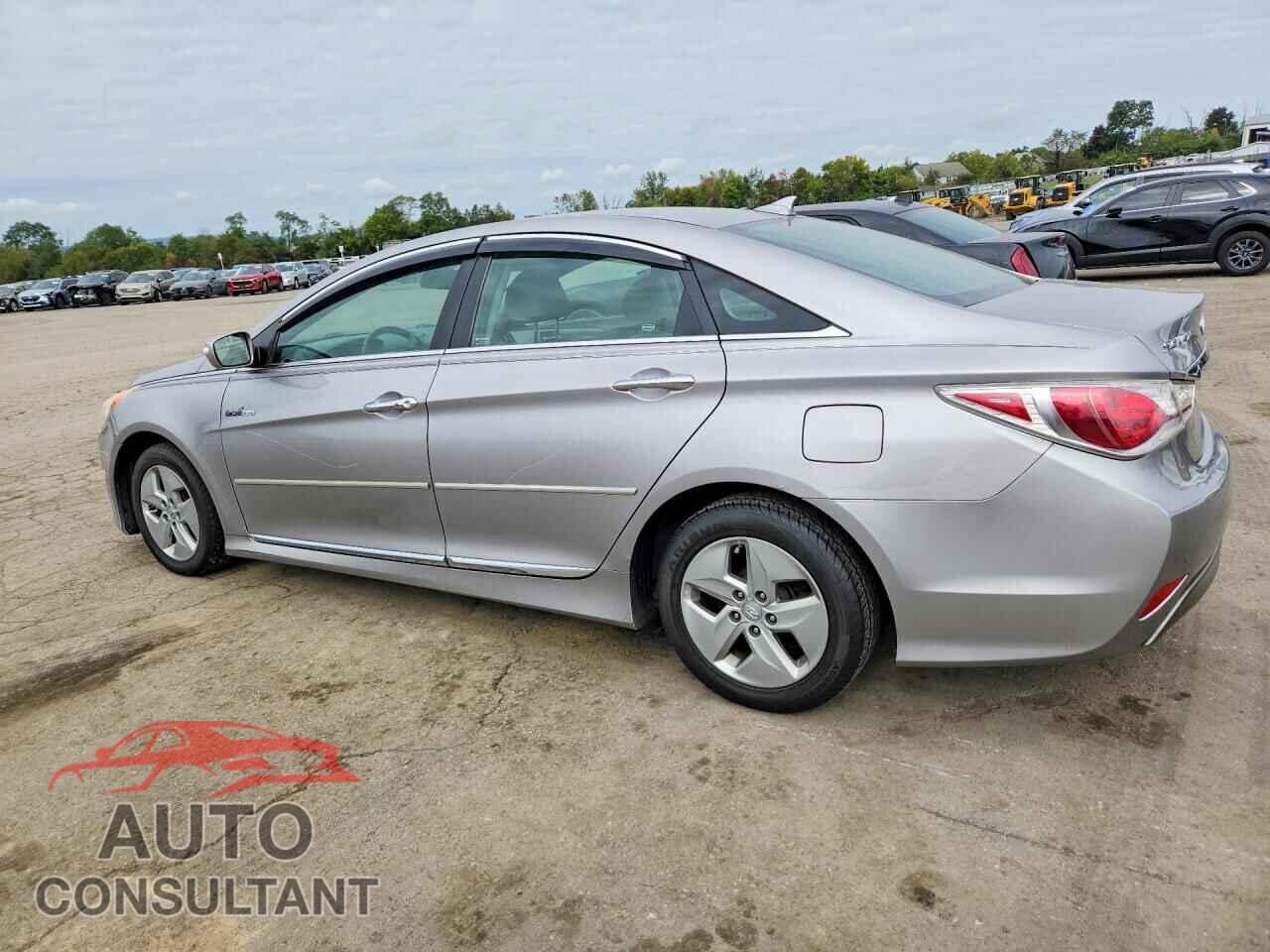 HYUNDAI SONATA 2012 - KMHEC4A45CA026335